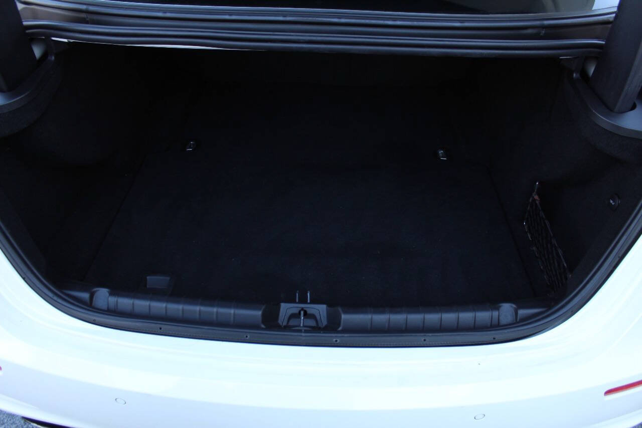 Used 2015 Maserati Ghibli S Q4 AWD/4WD image 19