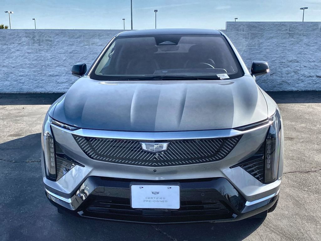 Used 2026 Cadillac Optiq Luxury 1 image 40