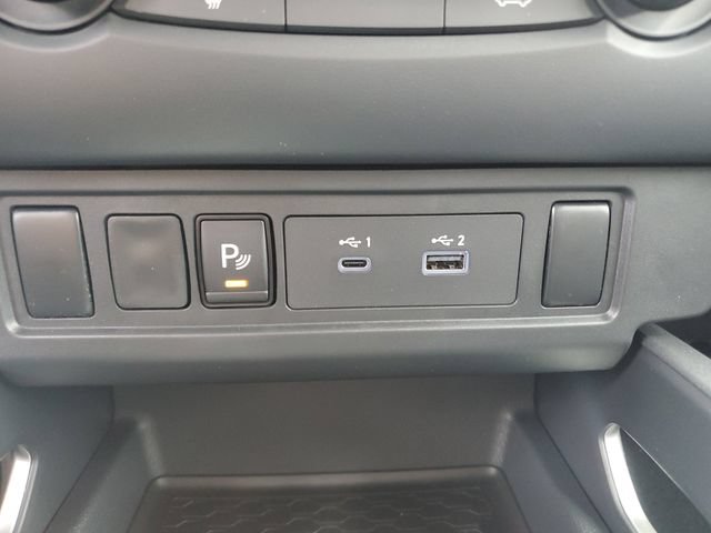 New 2026 Nissan Frontier SV w/ Tow Package AWD/4WD image 30