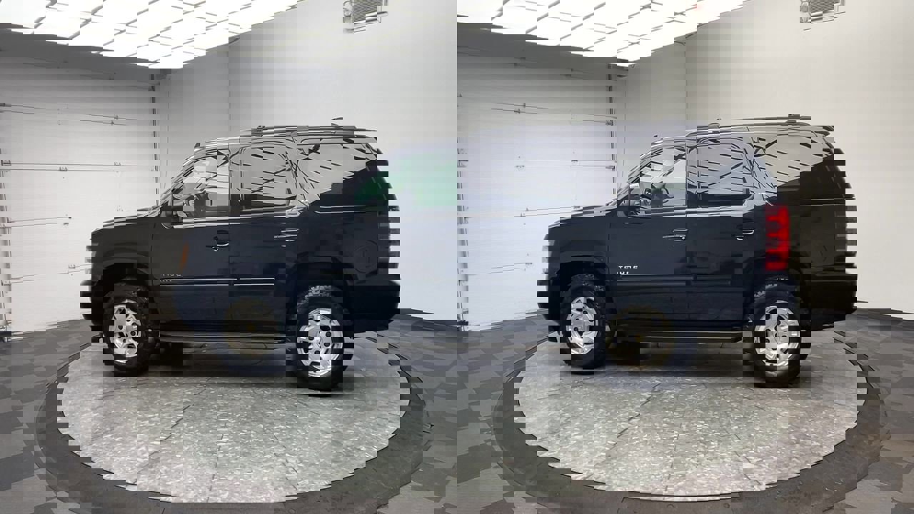 Used 2013 Chevrolet Tahoe LT image 32