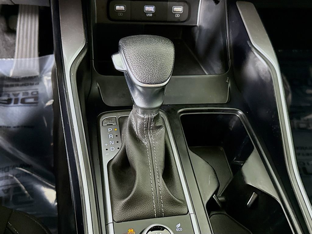 Used 2022 Kia Sorento LX image 8