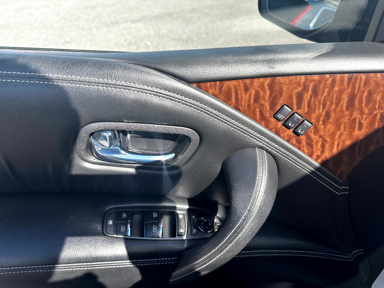 Used 2019 Nissan Armada SL w/ Premium Package image 19