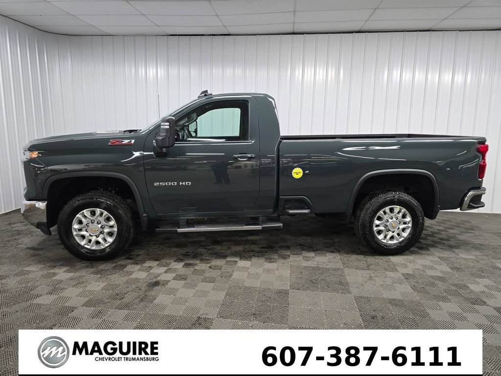 Used 2025 Chevrolet Silverado 2500 LT AWD/4WD image 5