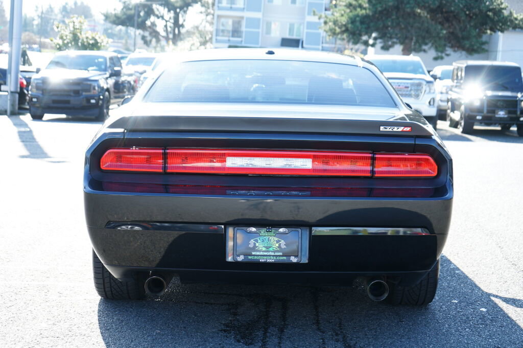 Used 2009 Dodge Challenger SRT8 w/ SRT Option Group II image 4