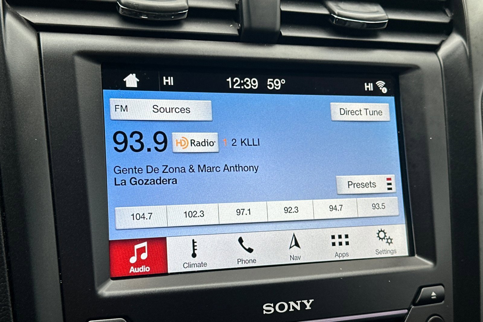 Used 2017 Ford Fusion Energi Titanium image 17