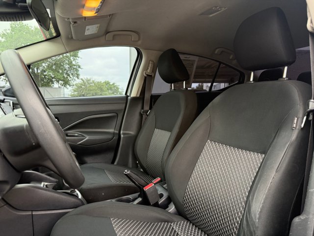 Used 2021 Nissan Versa S FWD image 12