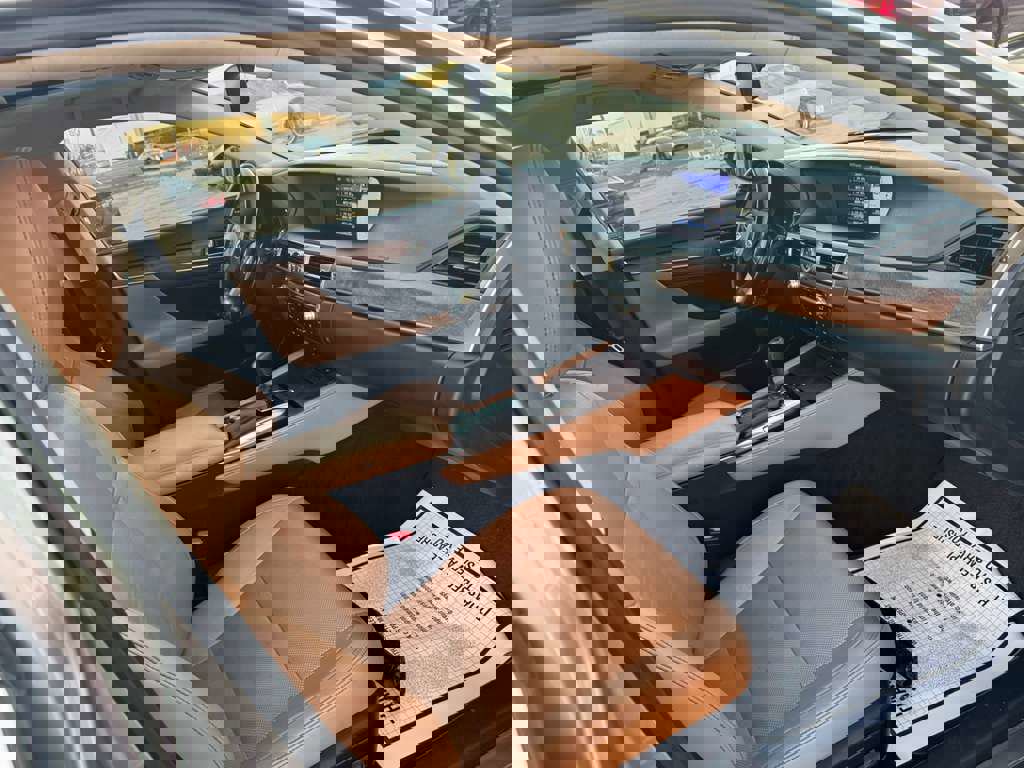 Used 2018 Lexus GS 350 AWD w/ Premium Package image 3