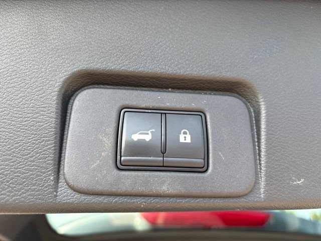 Used 2023 Nissan Rogue Platinum AWD/4WD image 24