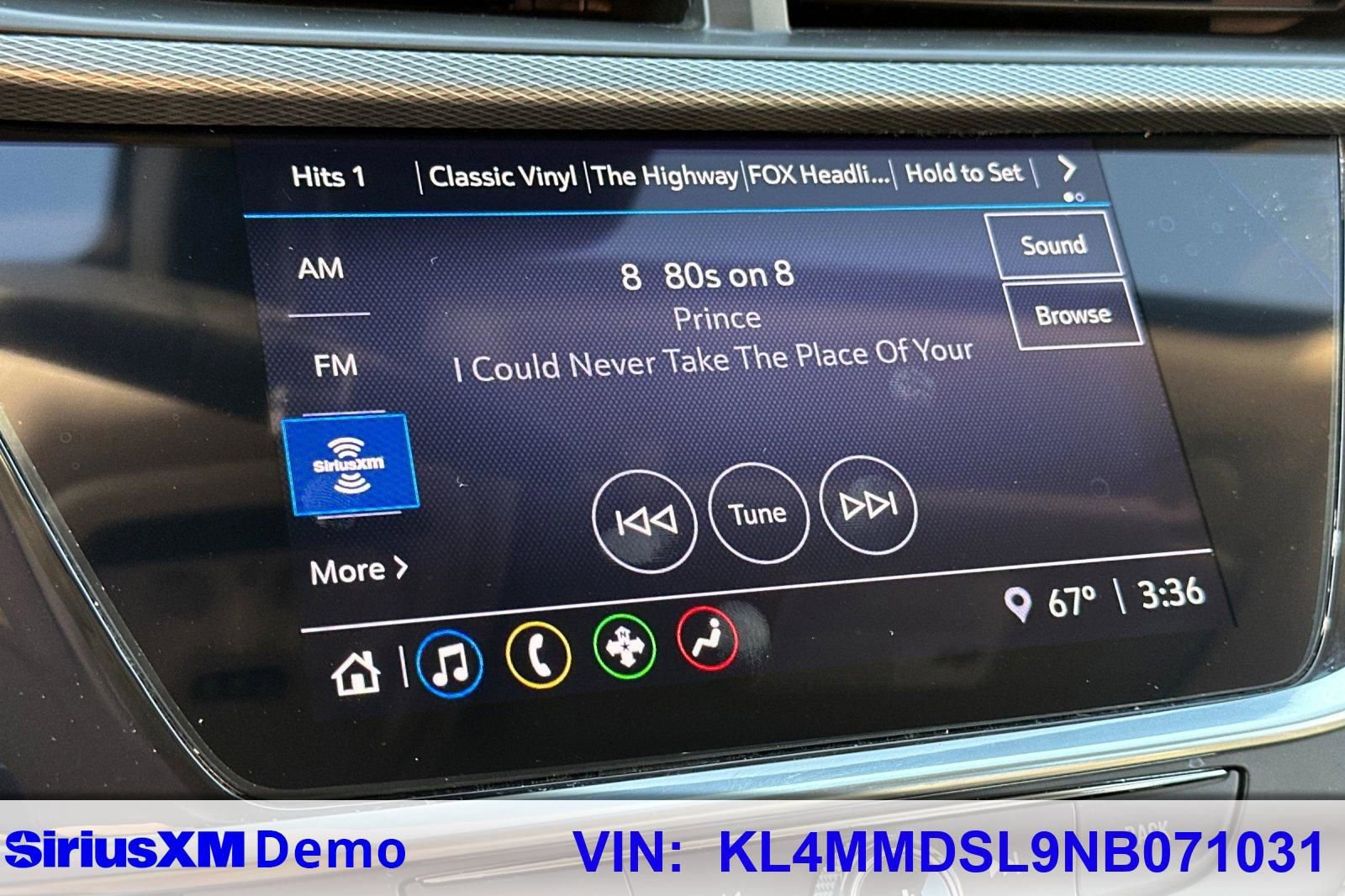 Certified 2022 Buick Encore GX Select image 29