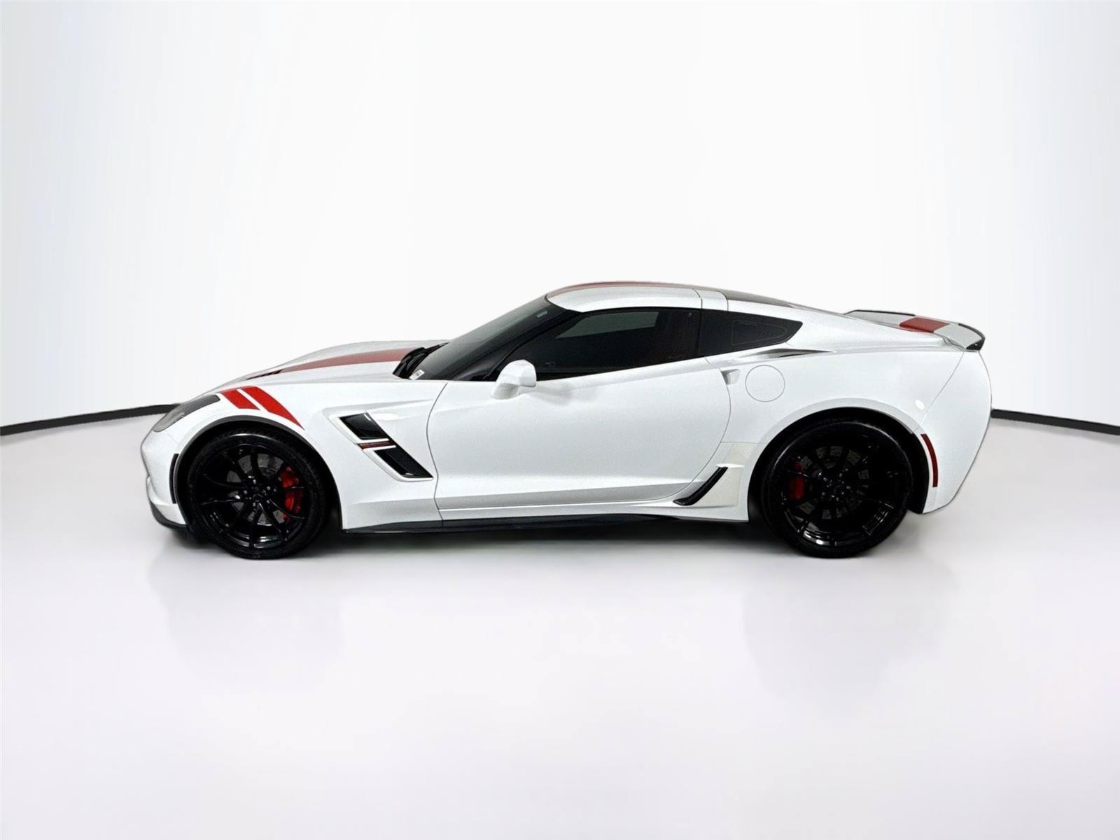 Used 2018 Chevrolet Corvette Grand Sport RWD image 13