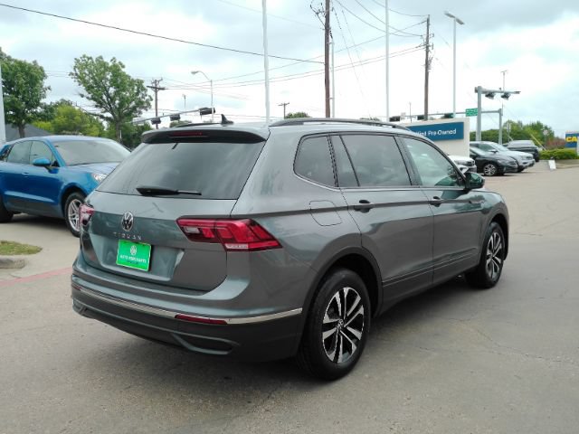 Used 2022 Volkswagen Tiguan S FWD image 9