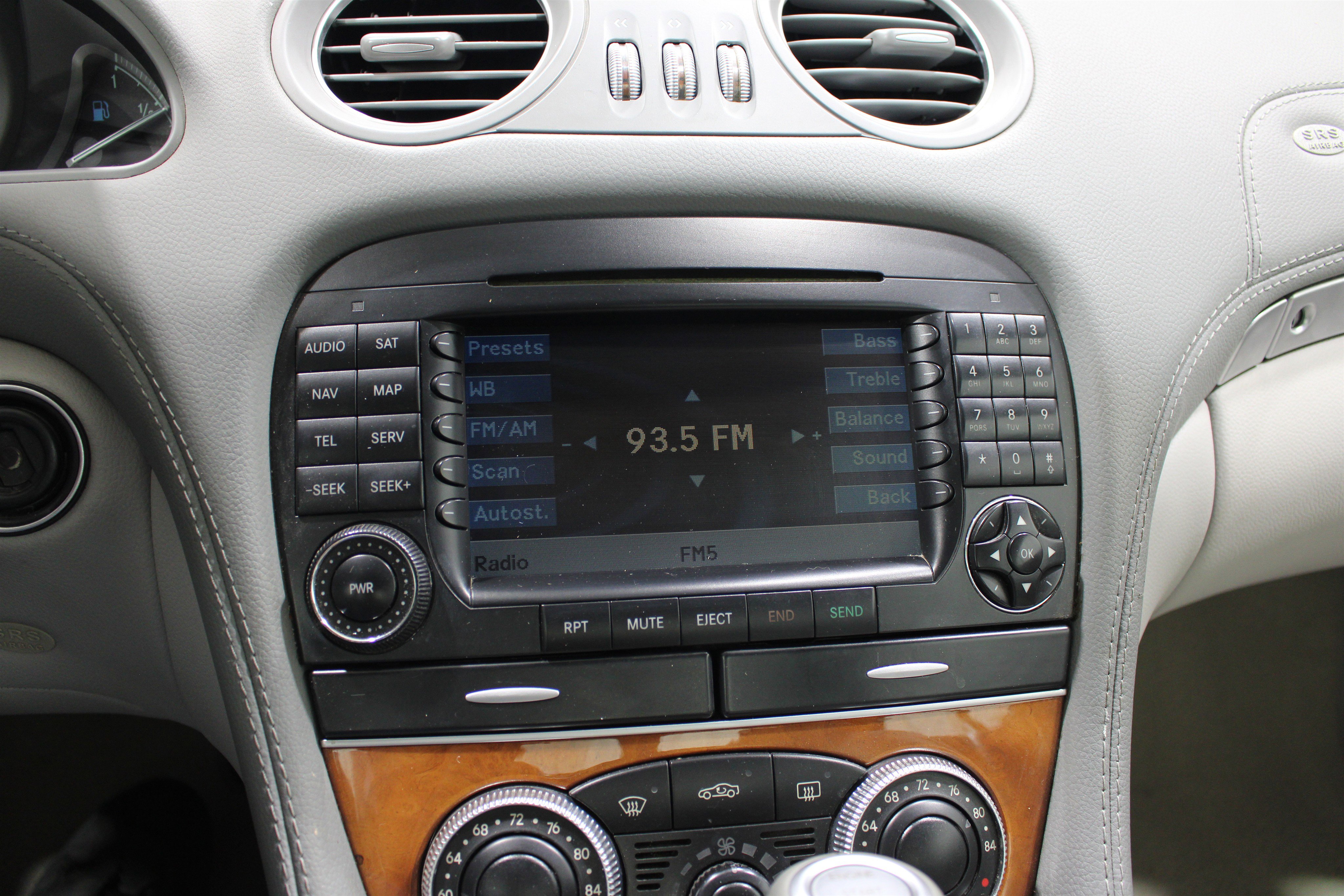 Used 2007 Mercedes-Benz SL 550 image 14