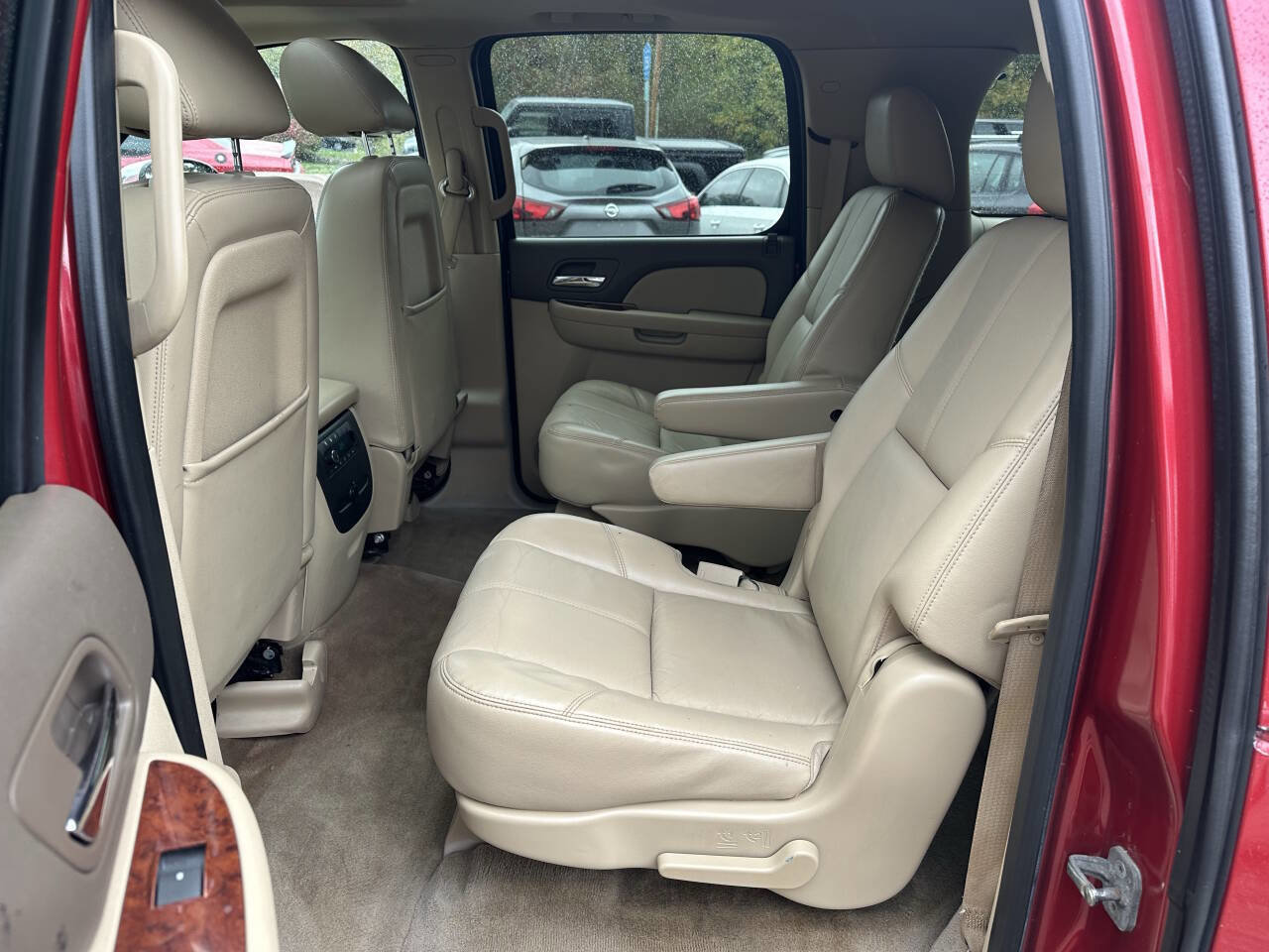 Used 2012 Chevrolet Suburban LT w/ All-Star Edition image 21