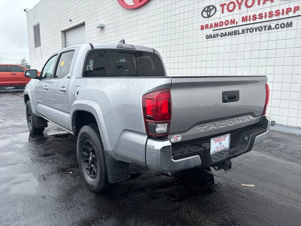 Used 2021 Toyota Tacoma SR5 RWD image 5