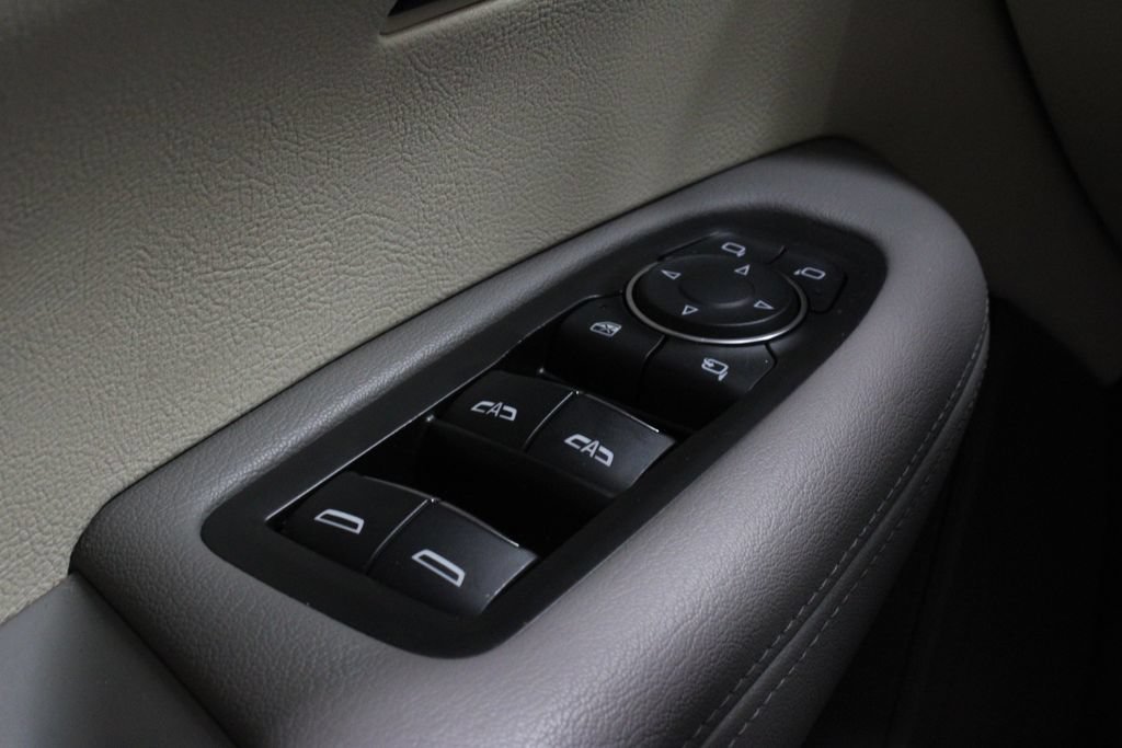 Used 2020 Cadillac XT6 Premium Luxury FWD image 25
