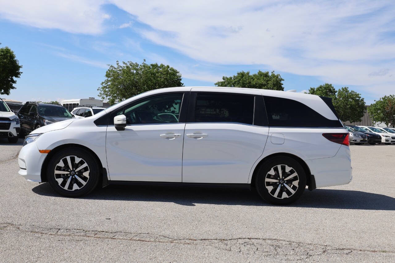 Used 2025 Honda Odyssey EX-L image 8