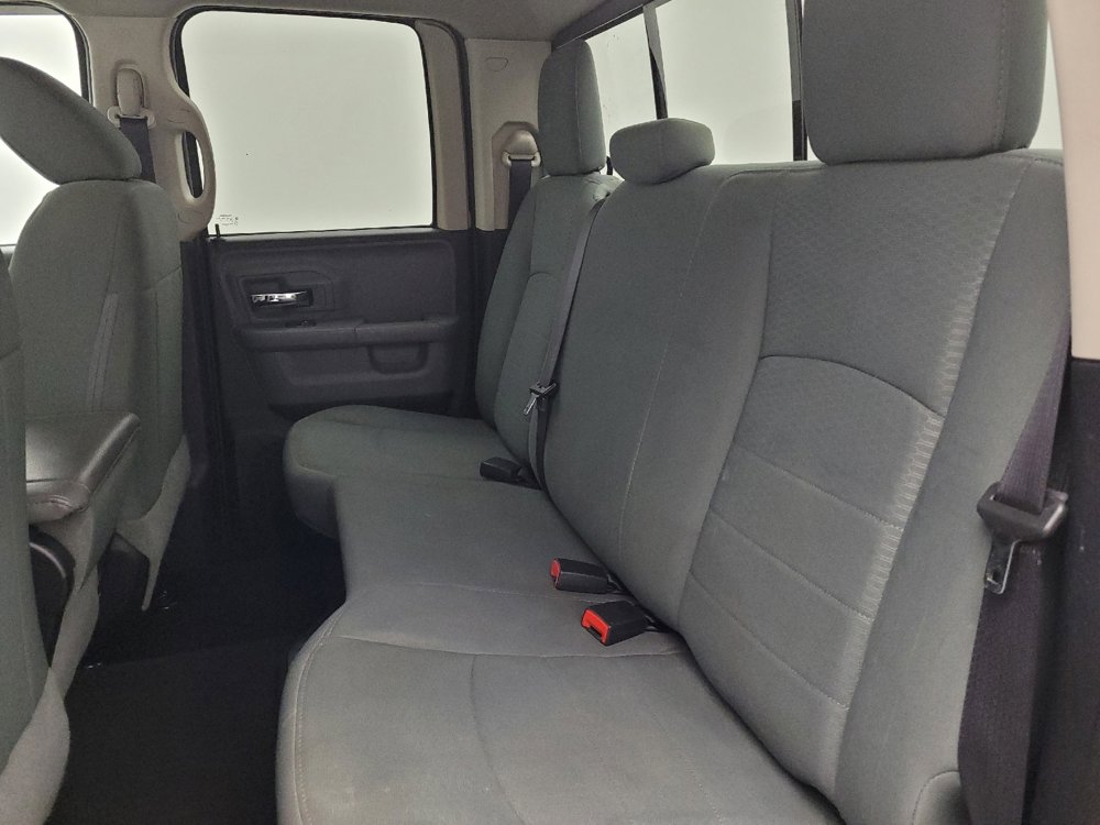 Used 2016 RAM 1500 Classic SLT RWD image 18