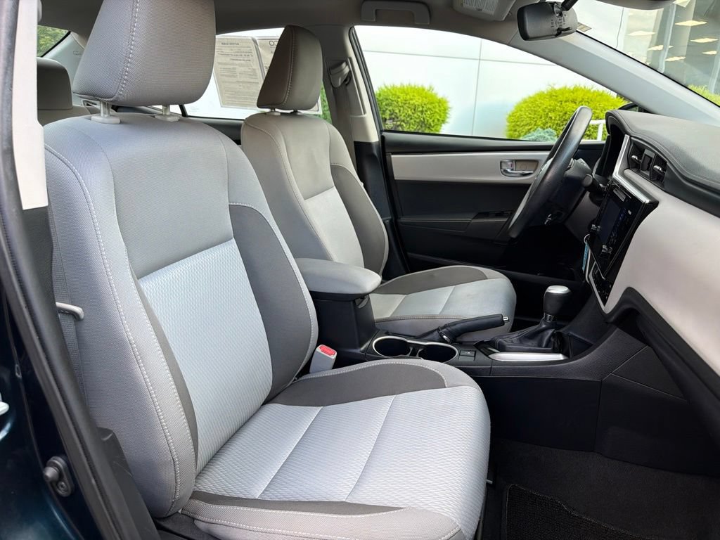 Used 2017 Toyota Corolla LE w/ Carpet Mat Package (TMS) FWD image 16