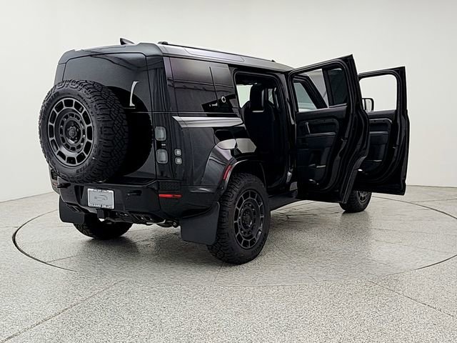 New 2026 Land Rover Defender 110 OCTA AWD/4WD image 11