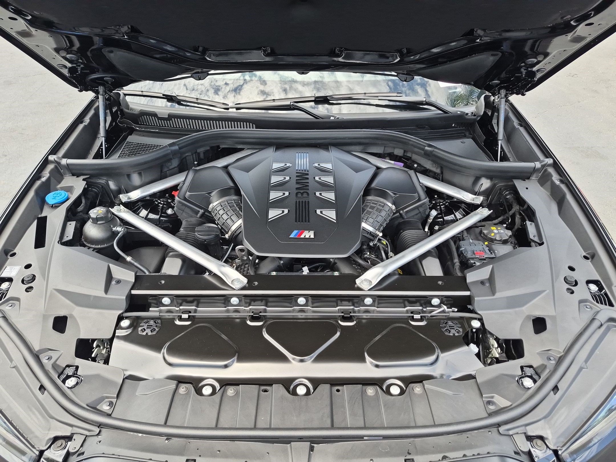 New 2027 BMW X6 M60i AWD/4WD image 34