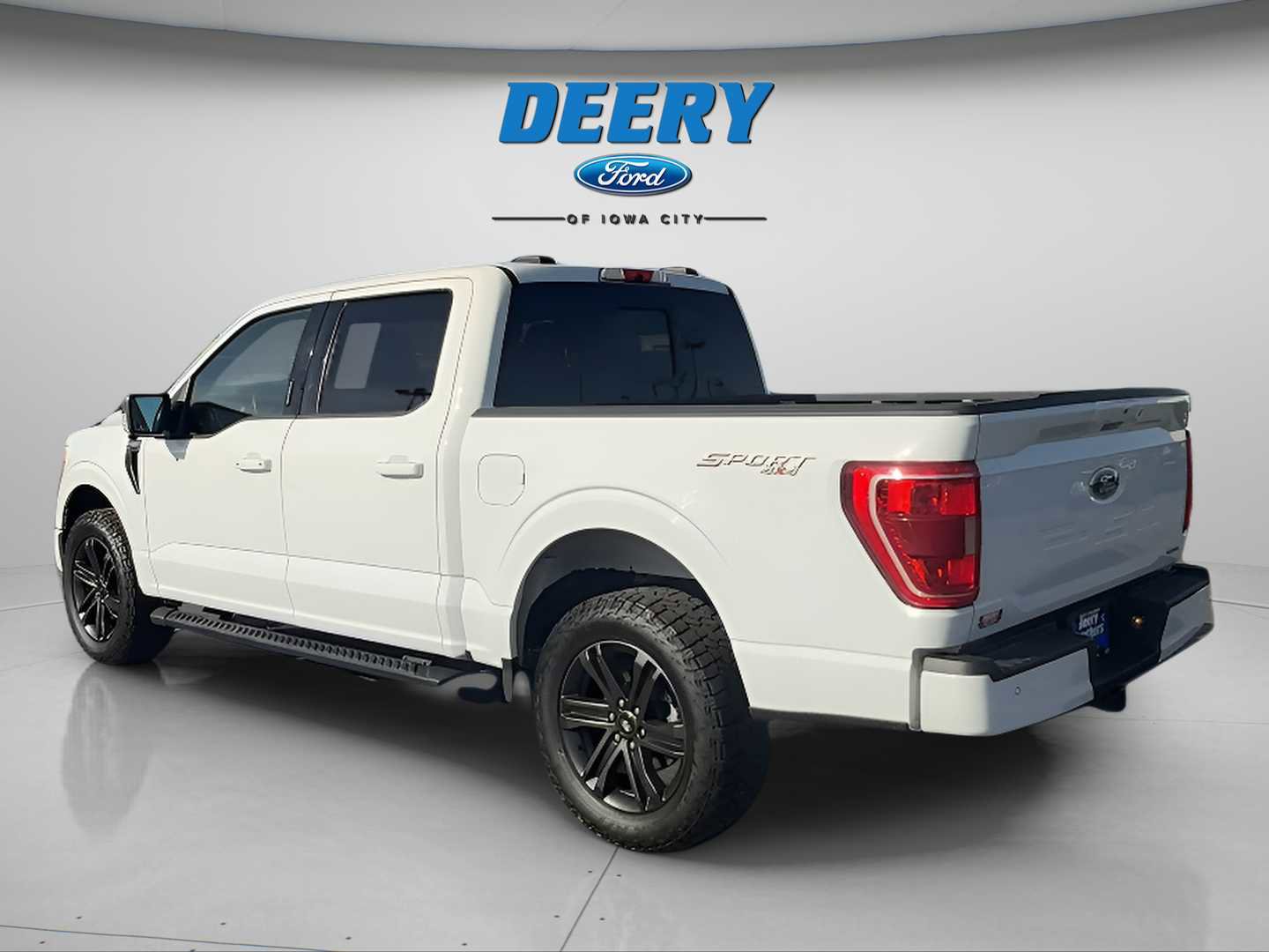 Used 2022 Ford F150 XLT w/ Equipment Group 302A High image 4