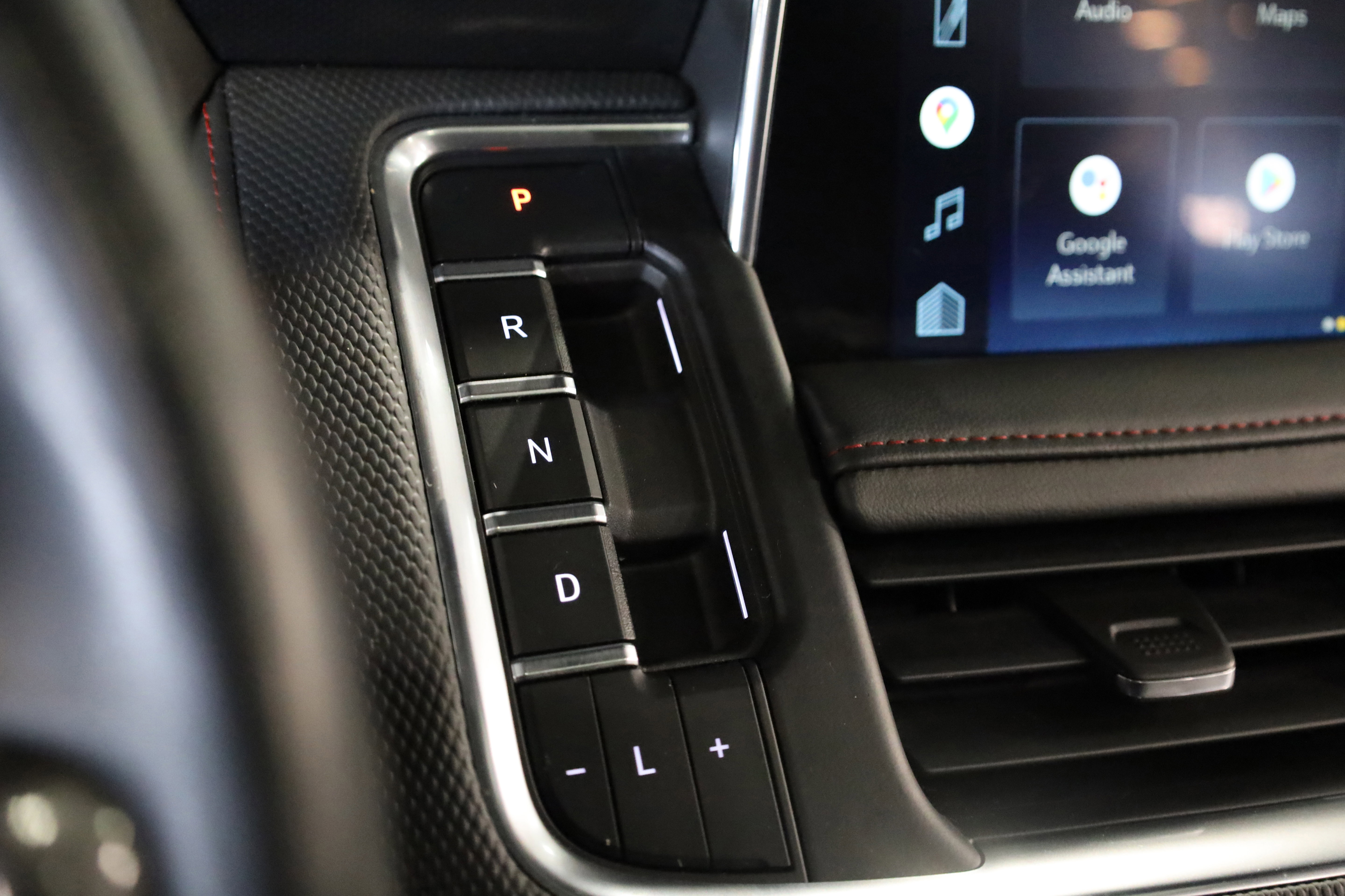 Used 2022 Chevrolet Tahoe RST w/ Luxury Package image 27