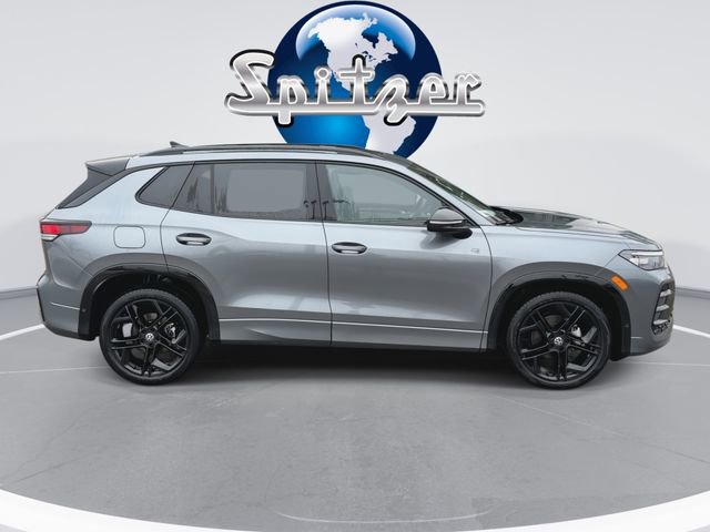 New 2026 Volkswagen Tiguan SE R-Line FWD image 5