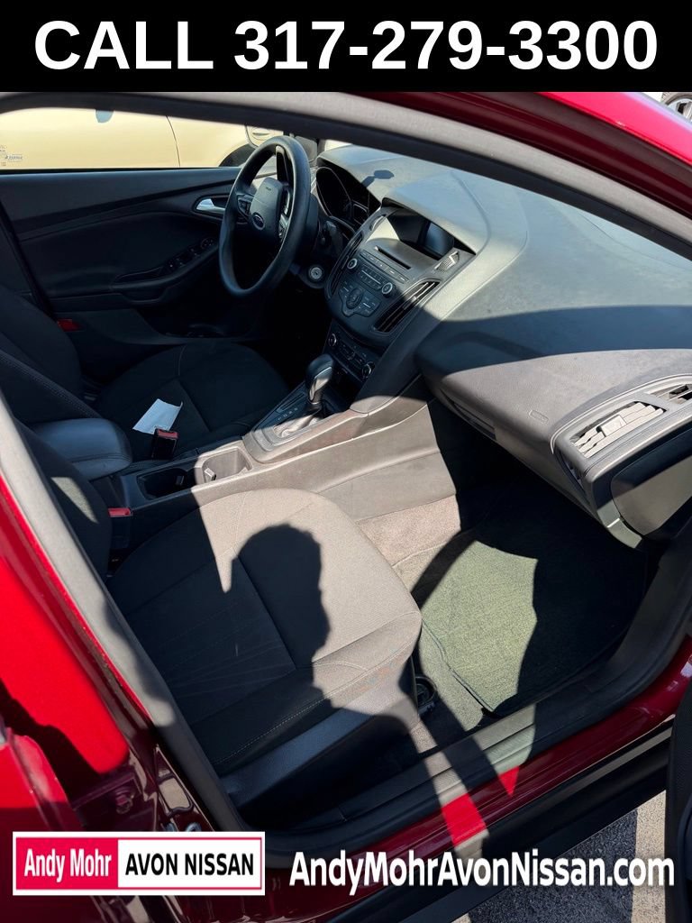 Used 2017 Ford Focus SE FWD image 8