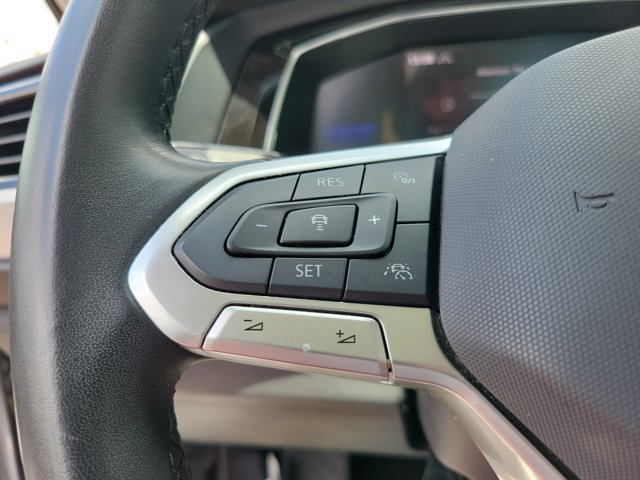 Used 2024 Volkswagen Jetta SE FWD image 16