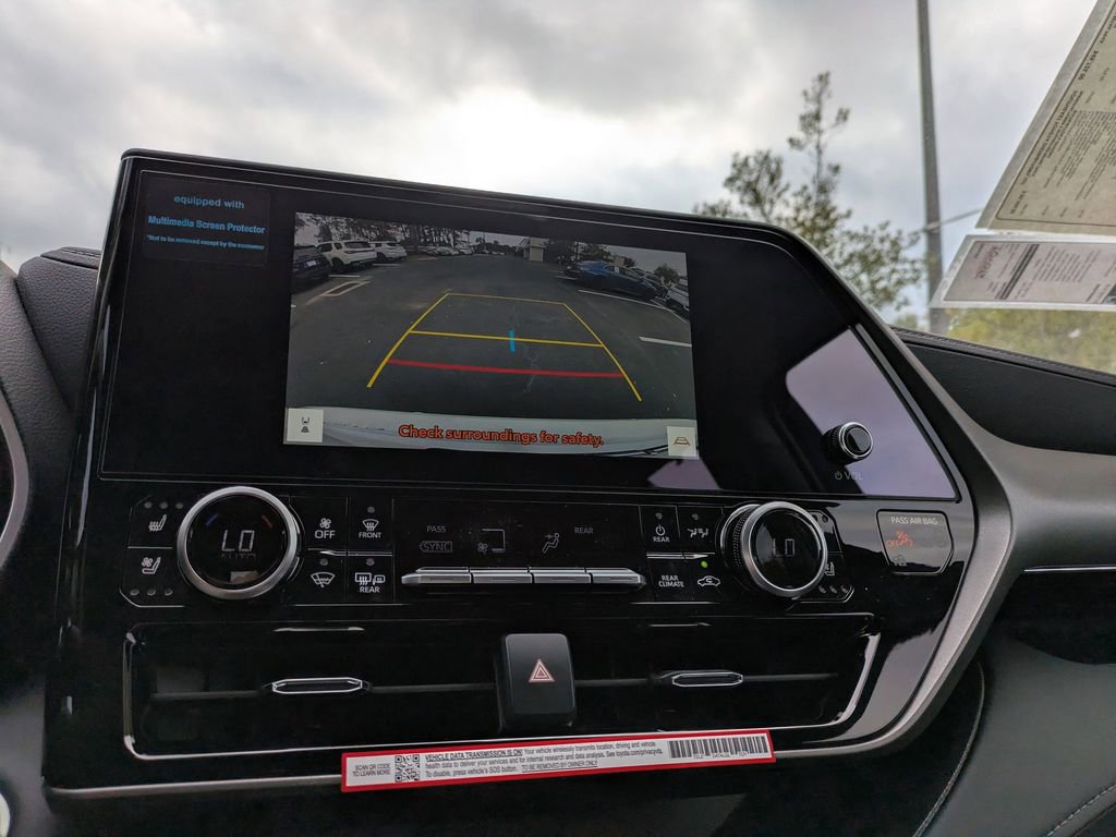 New 2026 Toyota Highlander Limited image 23