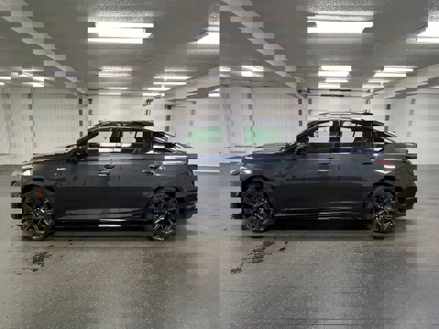 New 2026 Cadillac CT5 V w/ Technology Package AWD/4WD image 2