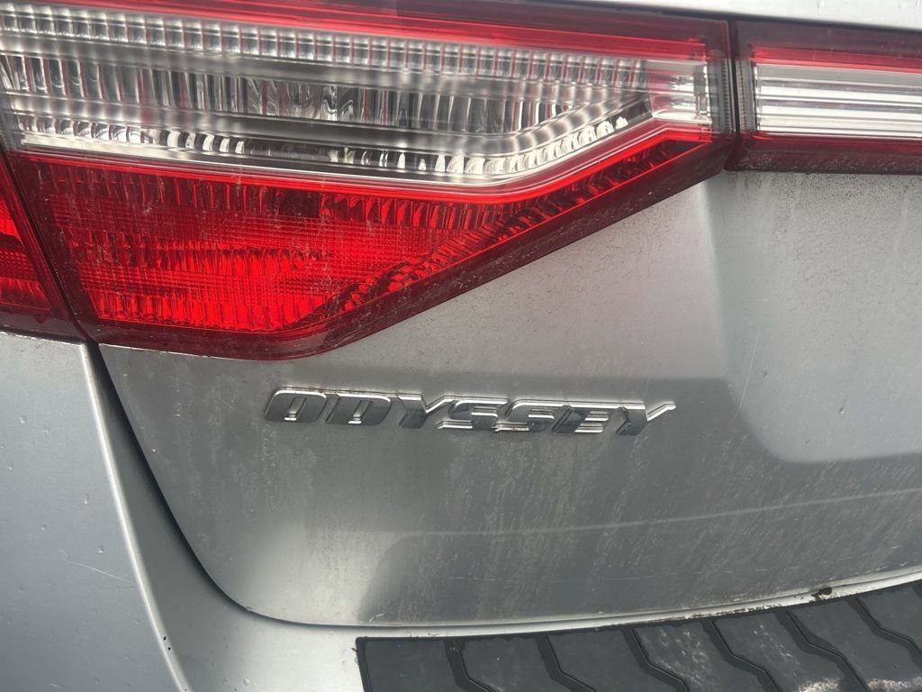 Used 2011 Honda Odyssey Touring image 14