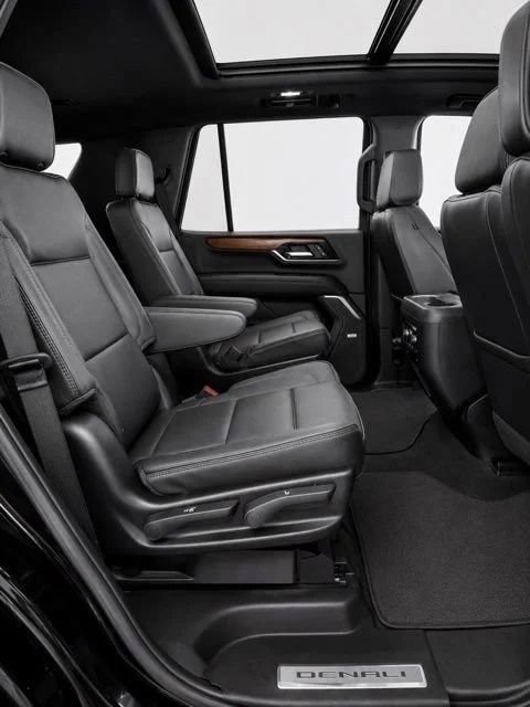 Used 2026 GMC Yukon Denali w/ Sun & Power Step Package AWD/4WD image 16