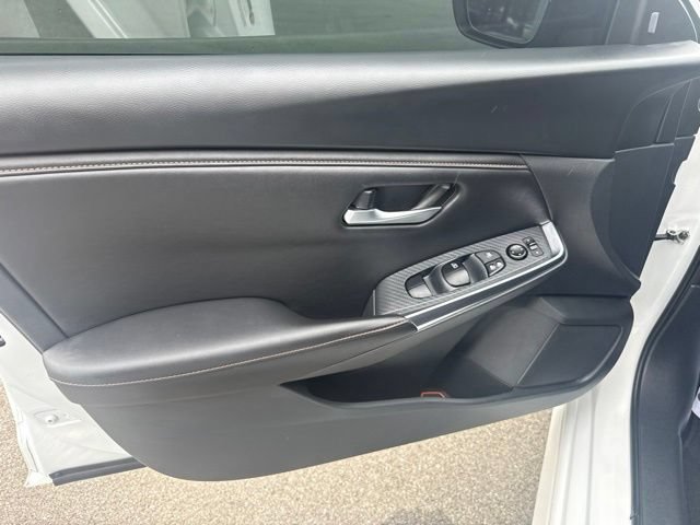 Used 2023 Nissan Sentra SR FWD image 14
