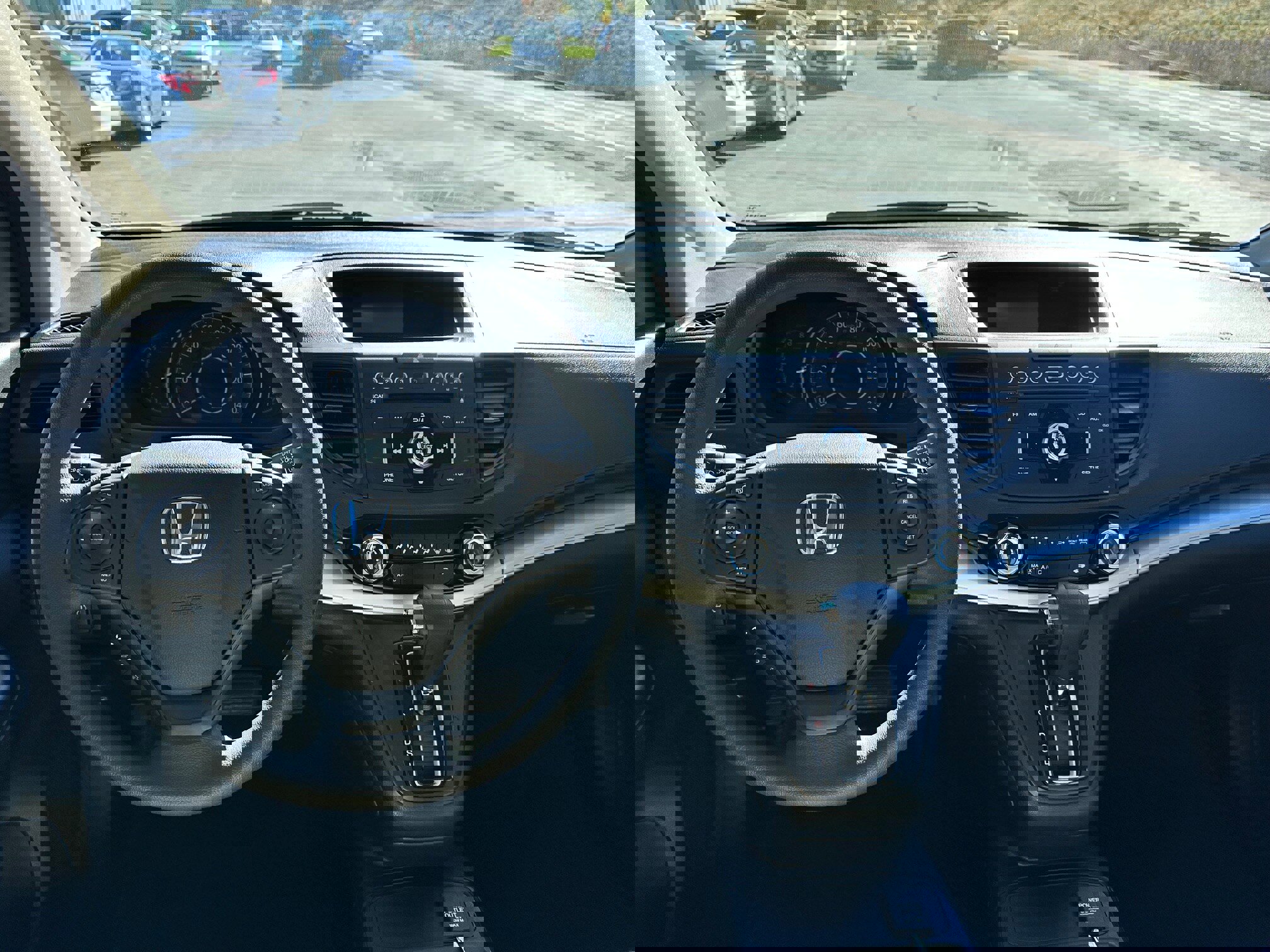 Used 2016 Honda CR-V LX image 7