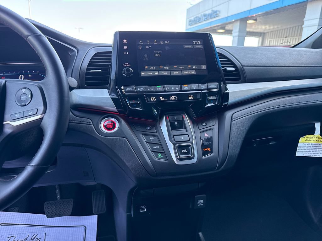 Used 2023 Honda Odyssey Sport image 19