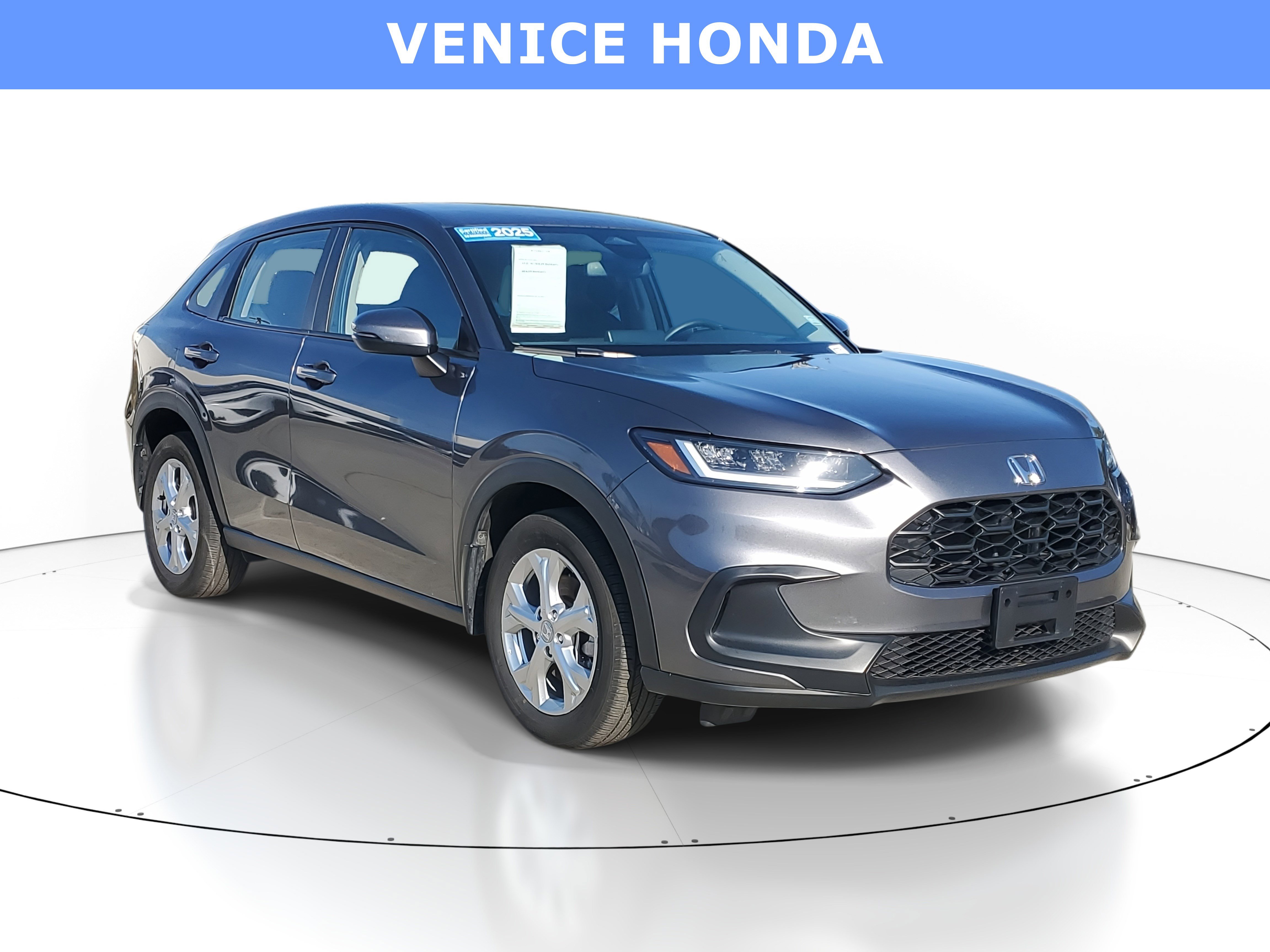 Used 2025 Honda HR-V LX image 1