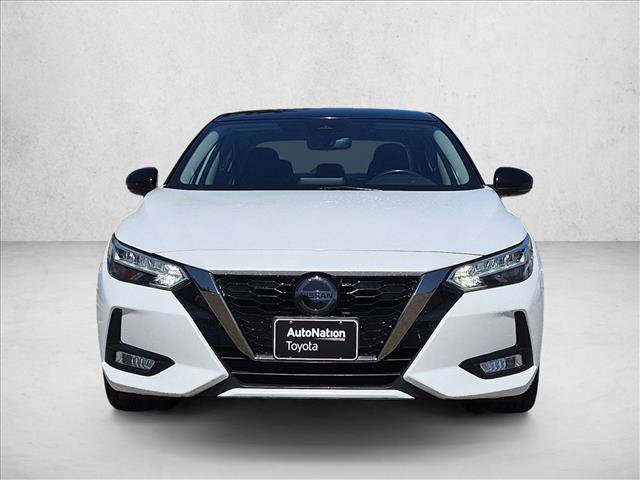Used 2022 Nissan Sentra SR w/ Lighting Package FWD image 2