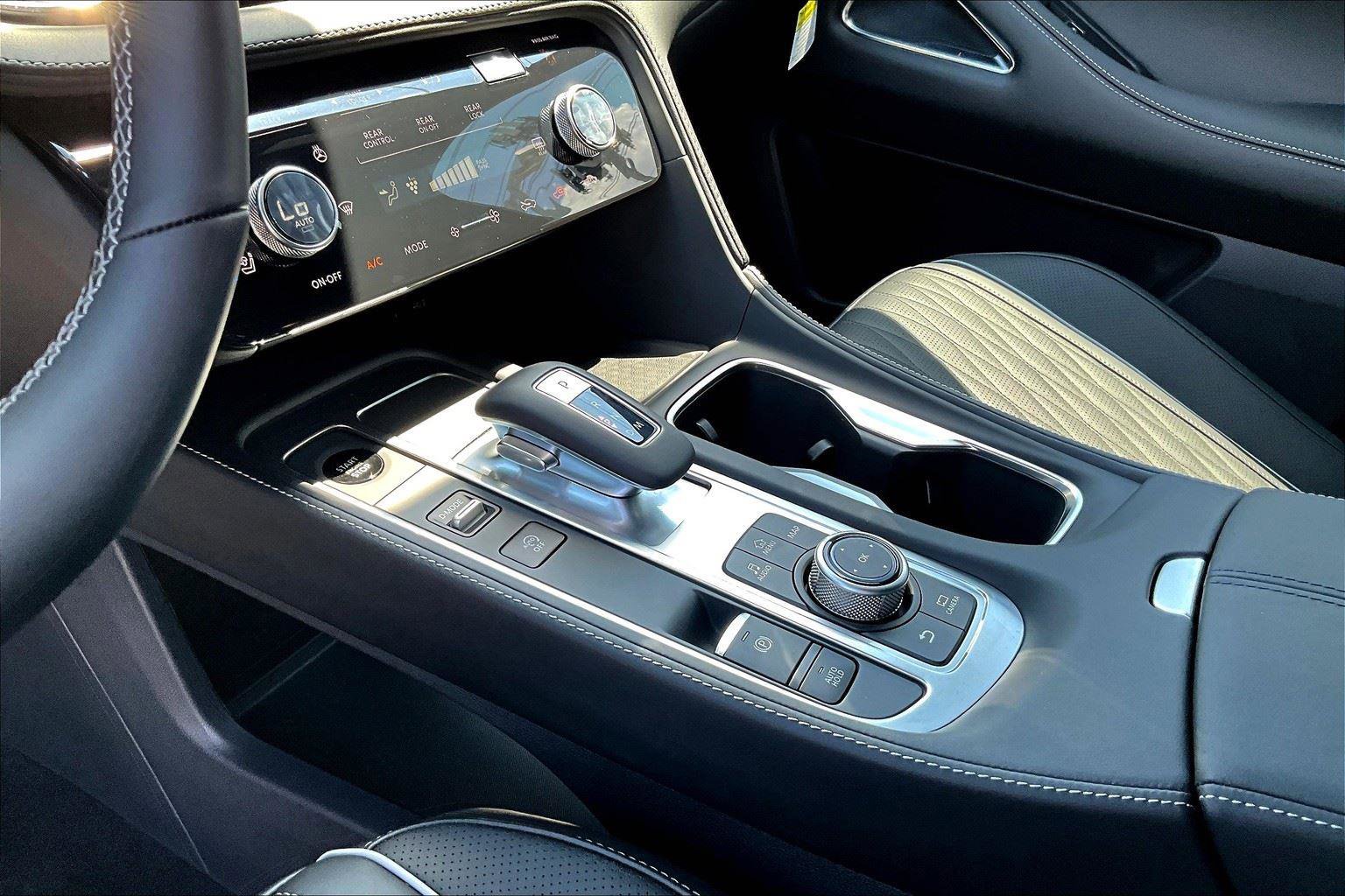 New 2026 INFINITI QX60 Autograph image 12