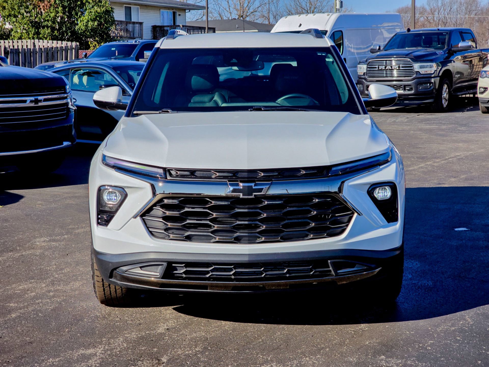 Used 2024 Chevrolet TrailBlazer ACTIV w/ Convenience Package image 3