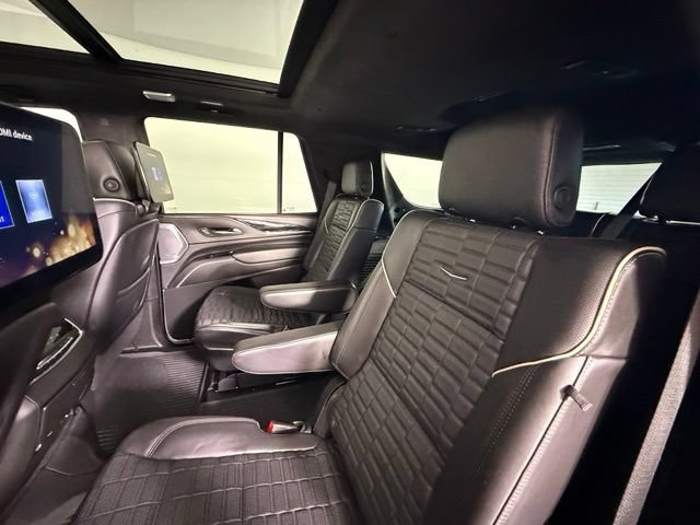Used 2023 Cadillac Escalade V AWD/4WD image 33