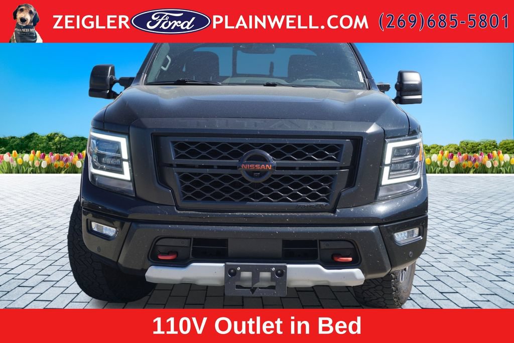 Used 2021 Nissan Titan PRO-4X w/ Pro-4x Convenience Package AWD/4WD image 8