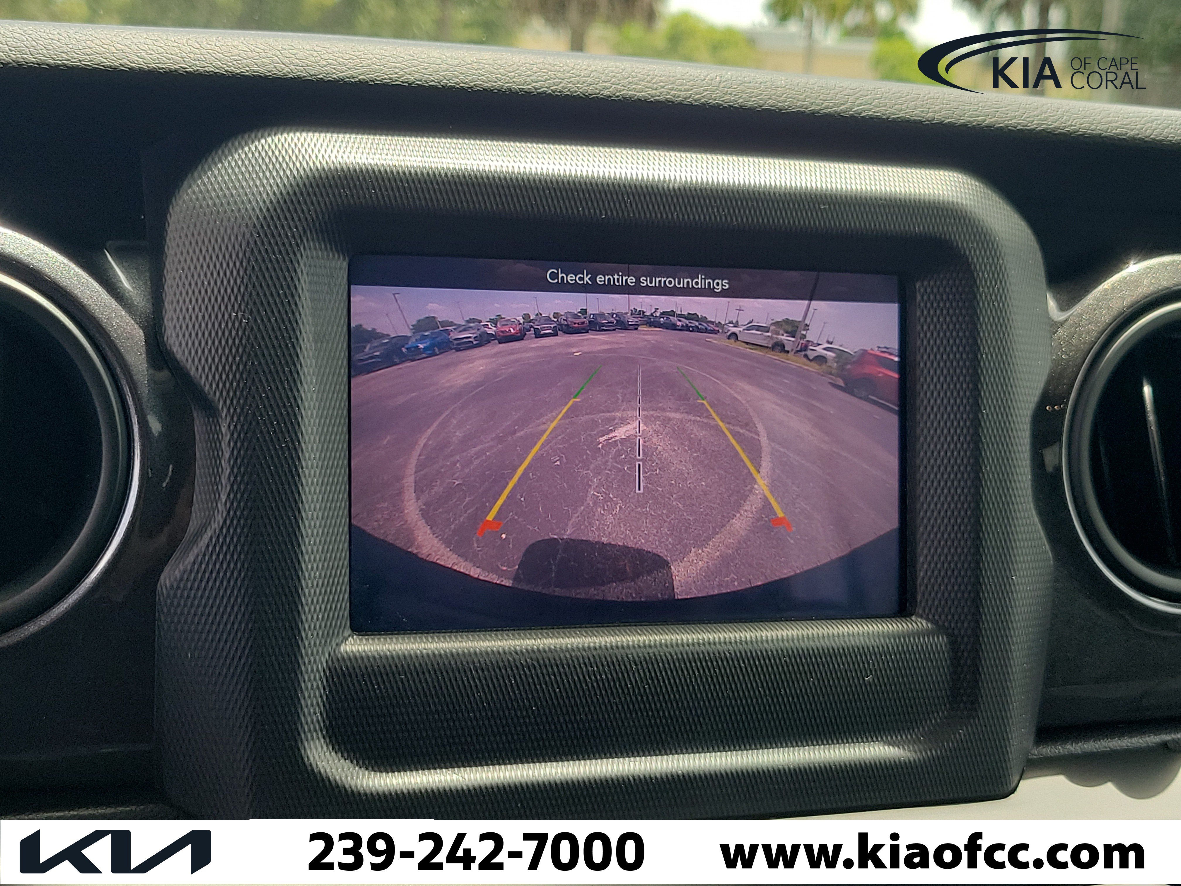 Used 2021 Jeep Wrangler Unlimited Sport AWD/4WD image 26