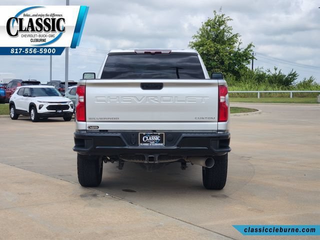 Used 2021 Chevrolet Silverado 2500 Custom w/ Custom Value Package AWD/4WD image 9