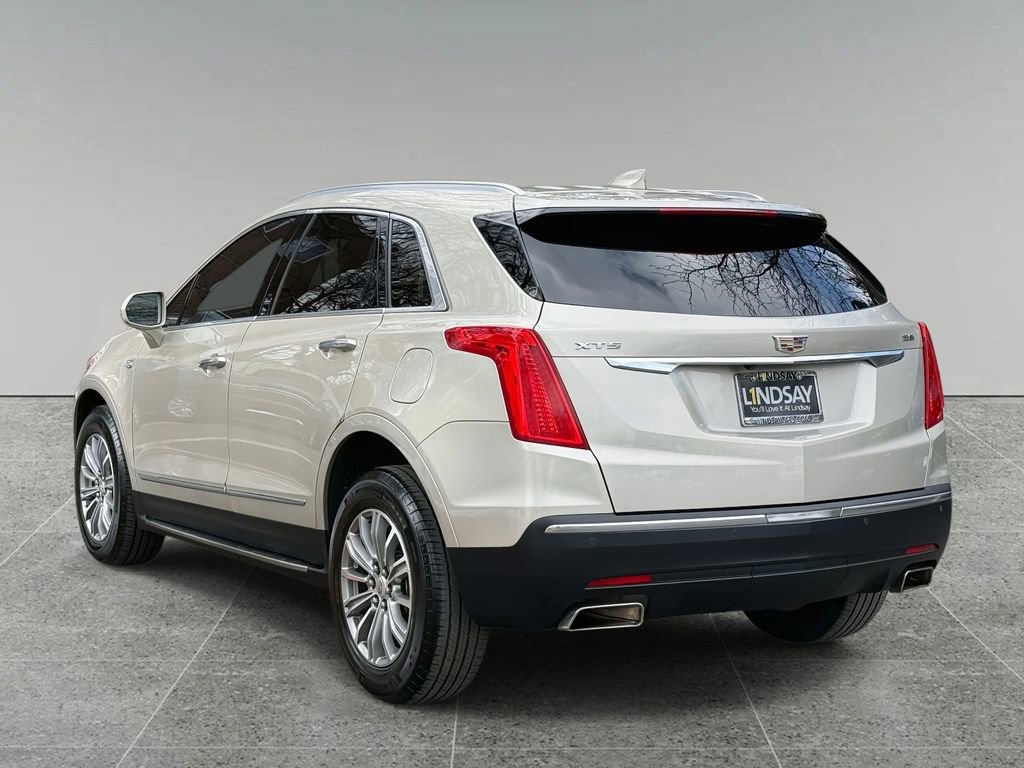 Used 2017 Cadillac XT5 Luxury w/ Driver Awareness Package image 12