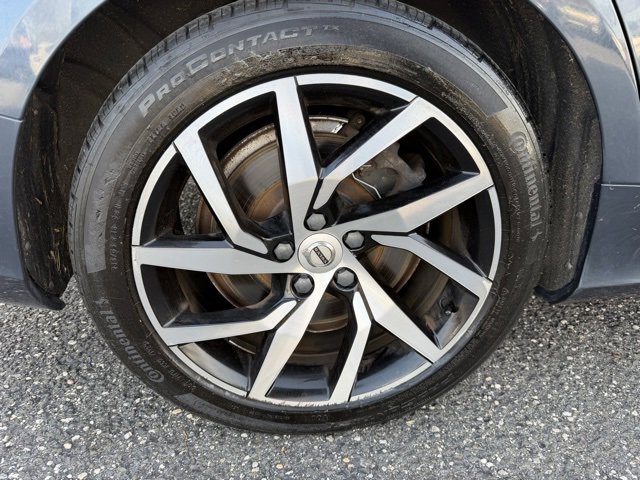 Used 2020 Volvo S60 T6 Momentum w/ Protection Package image 10