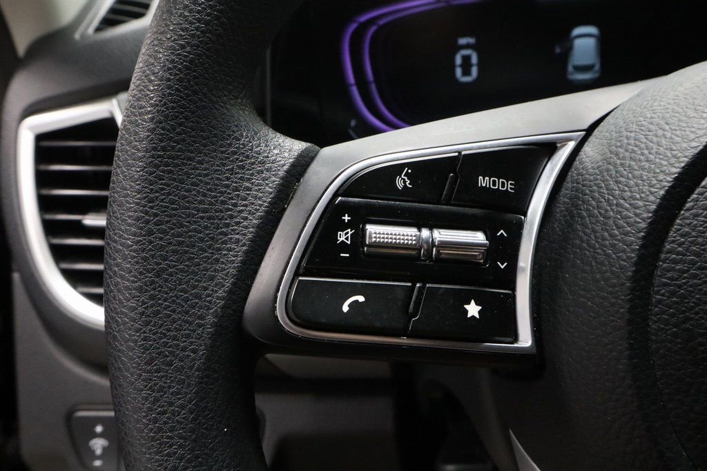 Used 2025 Kia Seltos LX image 27