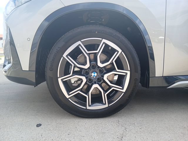 New 2025 BMW X1 xDrive28i w/ Technology Package AWD/4WD image 5