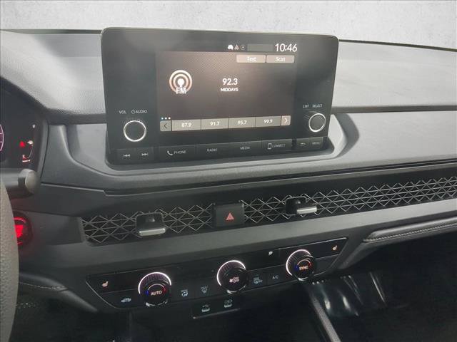 Used 2025 Honda Accord SE image 15