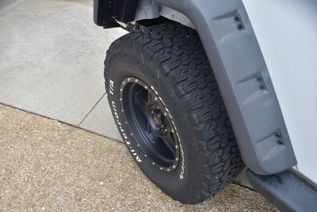 Used 2013 Jeep Wrangler Sahara AWD/4WD image 13